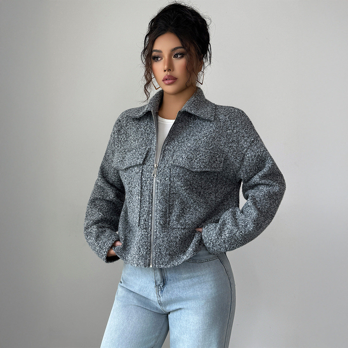 Veste courte en laine bouclée
