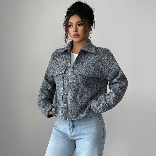 Veste courte en laine bouclée