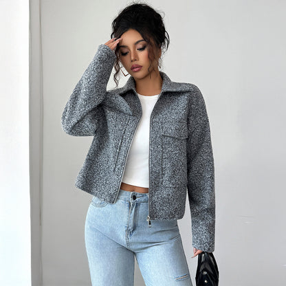 Veste courte en laine bouclée